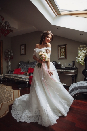 Легкость романтичной невесты