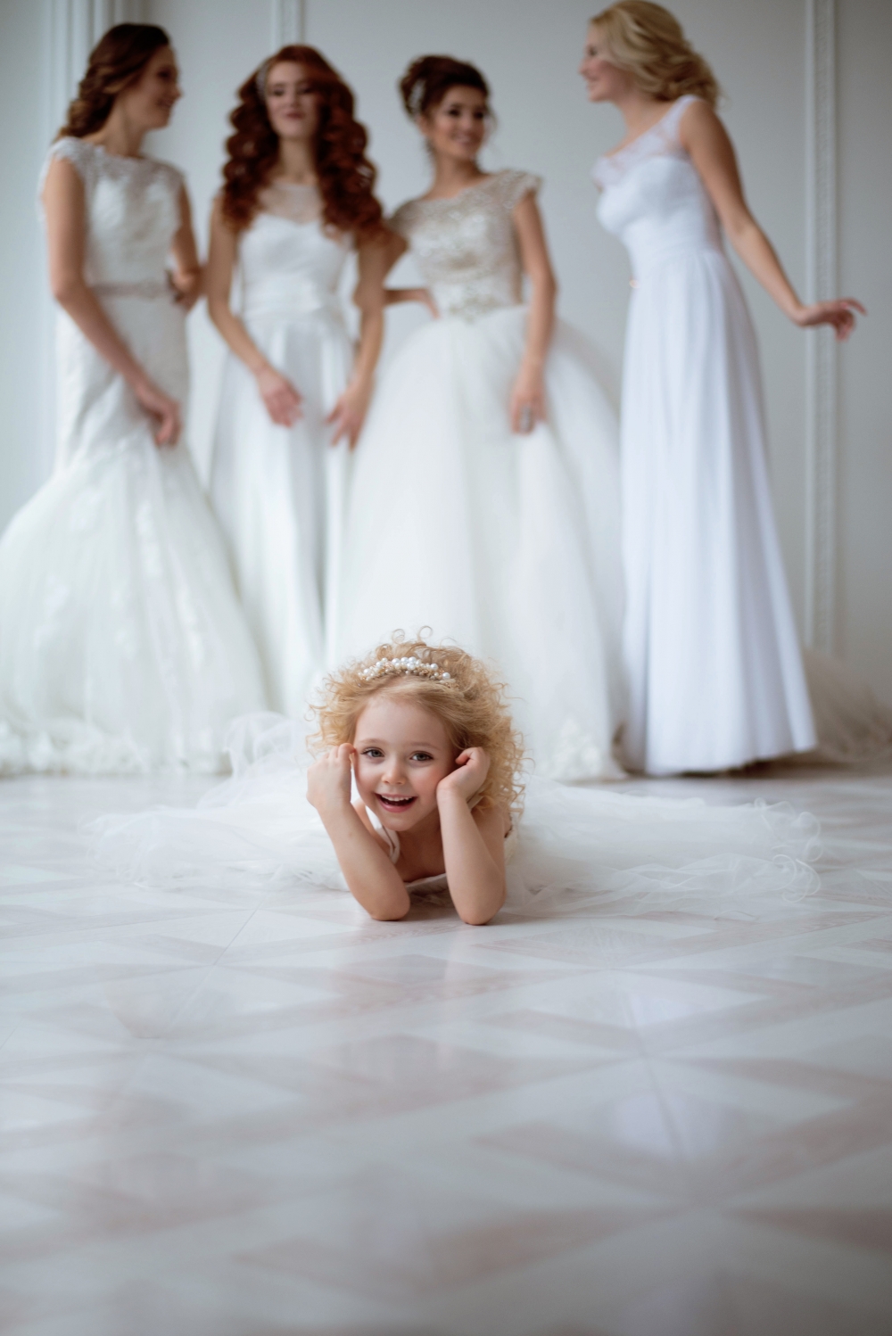Tel: +7-9682-67-80-80
www.konstantin.events
e-mail: info@konstantin.events