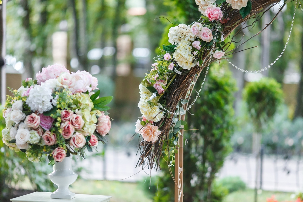 Tel: +7-9682-67-80-80
www.konstantin.events
e-mail: info@konstantin.events