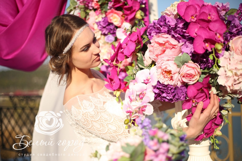 Абрау-Дюрсо, выездная регистрация -"КРЫЛЬЯ"