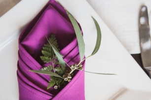 Свадьба "Геометрия чувств".
Сервировка стола.