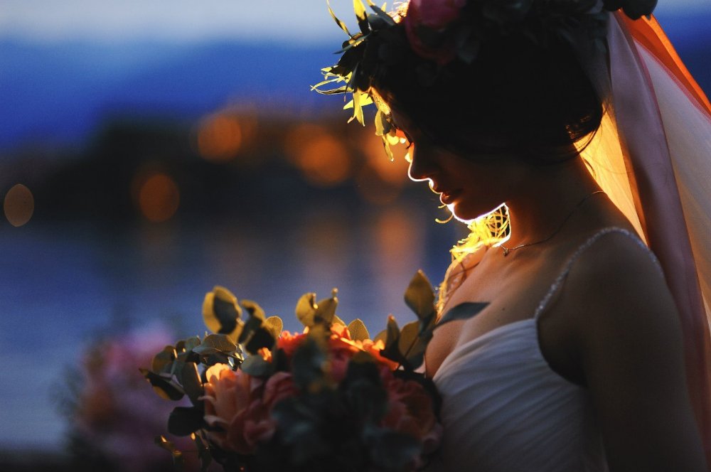 Весной мы – Positive Wedding & Event проводили масштабный конкурс «Выиграй свадьбу в итальянском дворце» в Челябинске и Екатеринбурге, но тогда мы даже и представить не могли, насколько бесподобной будет наша пара победителей. Мы влюбились в Наталью и Владимира безвозвратно еще на II этапе конкурса, окунувшись в безумно романтичную историю их любви.

Подробнее об итальянской свадьбе мечты читайте у нас на сайте: http://positive-wedding.ru/our-wedding/221-italian-wedding