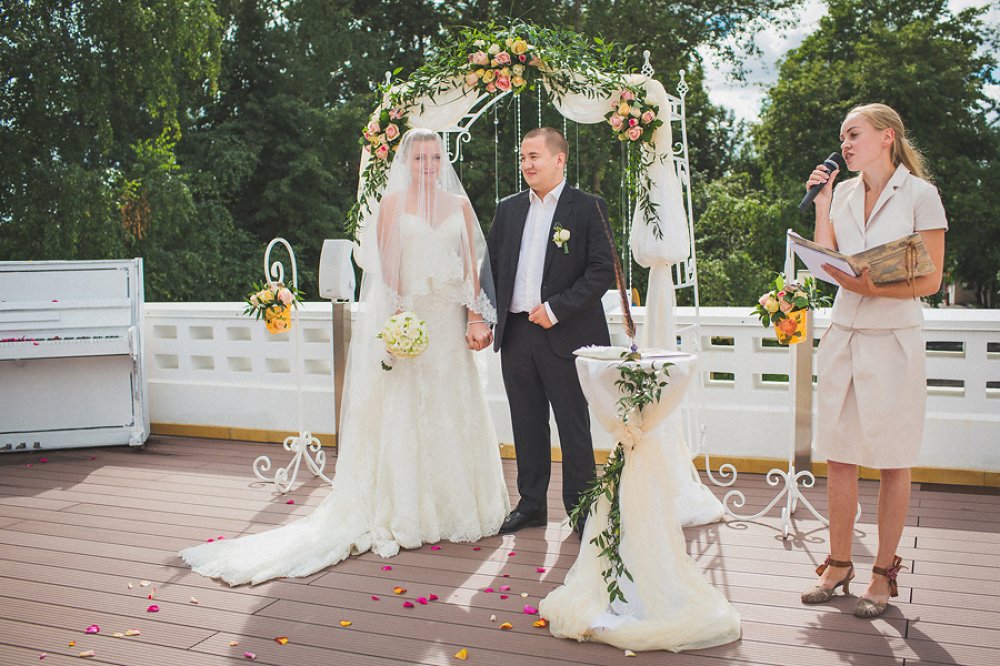 20 июля 2013 года
Дмитрий + Татьяна
Церемония выездной регистрации брака