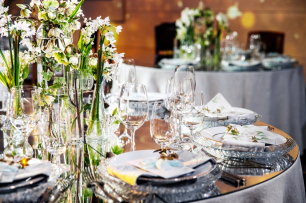 “Spring fairy tale”. Мы не всегда замечаем то волшебство, которое происходит вокруг нас. 
Но иногда так хочется почувствовать себя в сказке. Кусочек весны в замке.