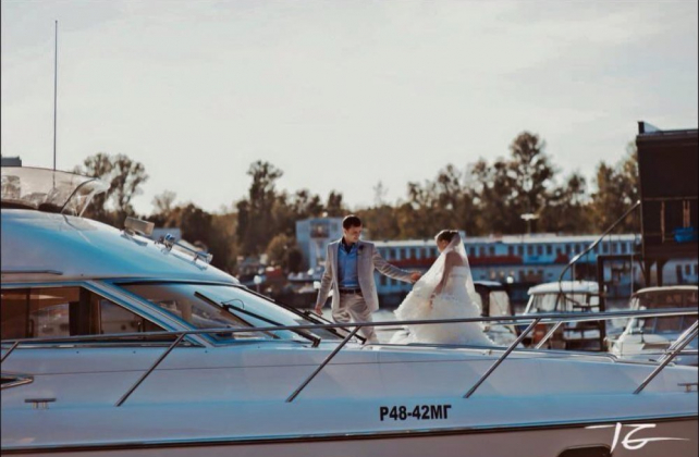 камерная свадьба на яхте, организатор МОРИССОТ