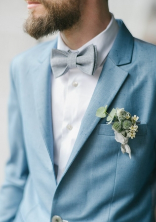 голубой костюм жениха, организатор THE GLOBAL WEDDING