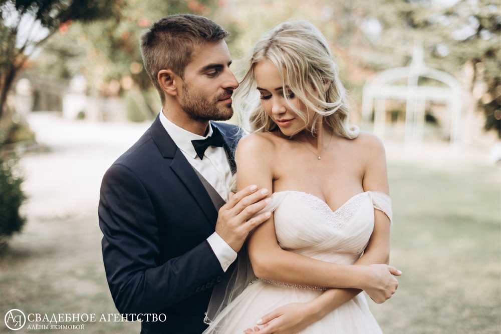 Wedding day in France.
Свадьба Ирины и Мауриса.
Свадьба во Франции, с любовью!
Wedding planner - [club24336163| Свадебное агентство Алёны Якимовой]
Video - MVI
Foto - [club19859359| Елена Ильянова - Валинурова]