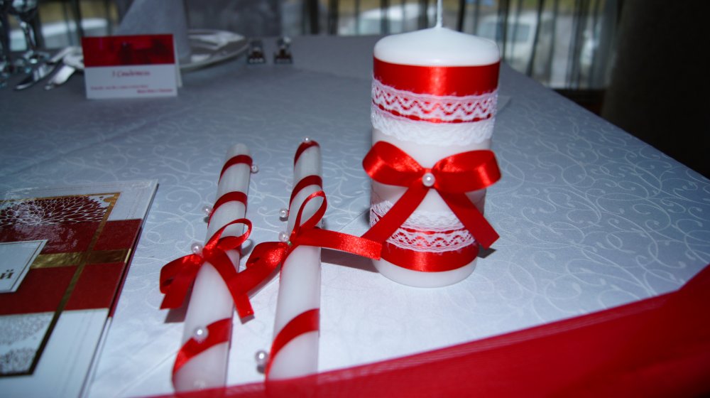 оформление семейного очага, свечей для родителей