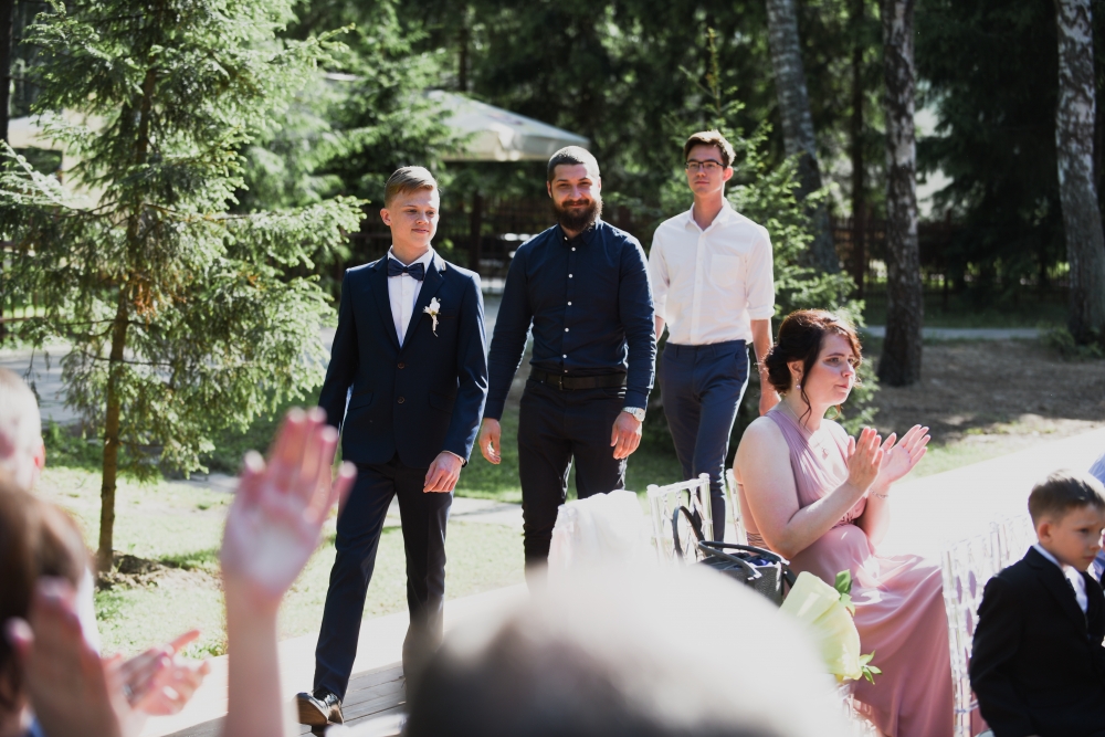 Вся серия свадьбы Даши и Саши на нашем сайте:
malenawedding.ru