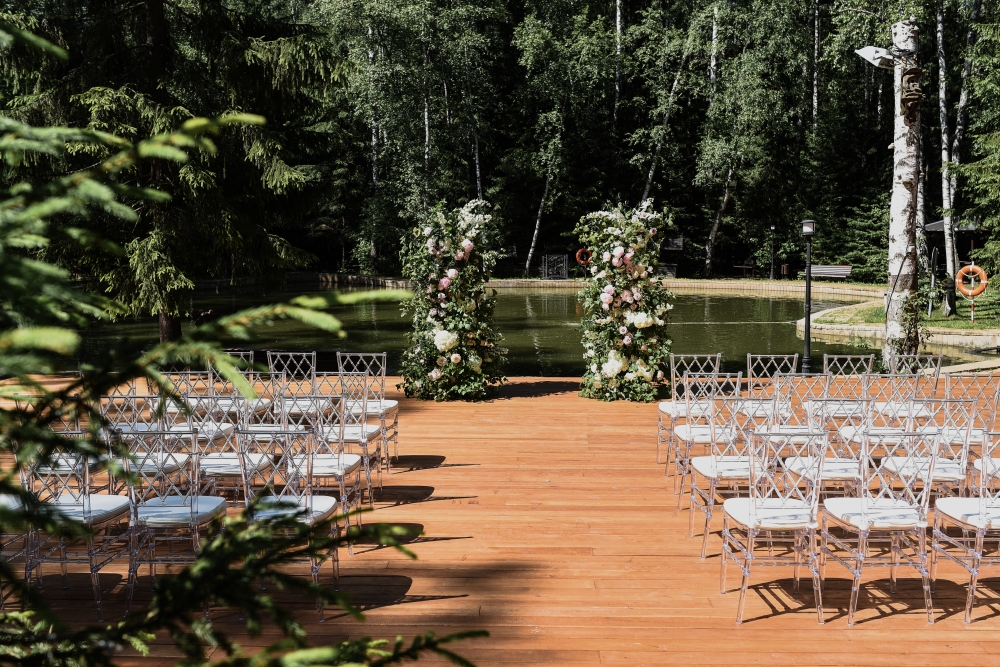 Вся серия свадьбы Даши и Саши на нашем сайте:
malenawedding.ru