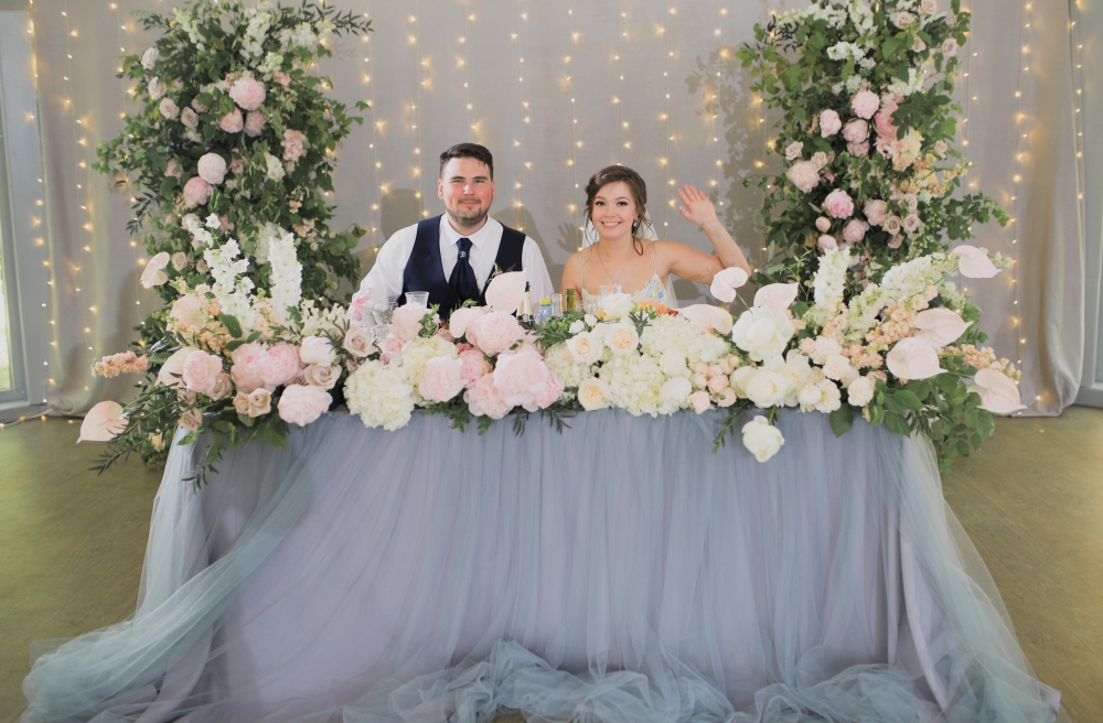 Вся серия свадьбы Даши и Саши на нашем сайте:
malenawedding.ru