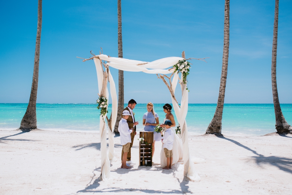 Свадьба на пляже Хуанийо от Happy People Wedding! 