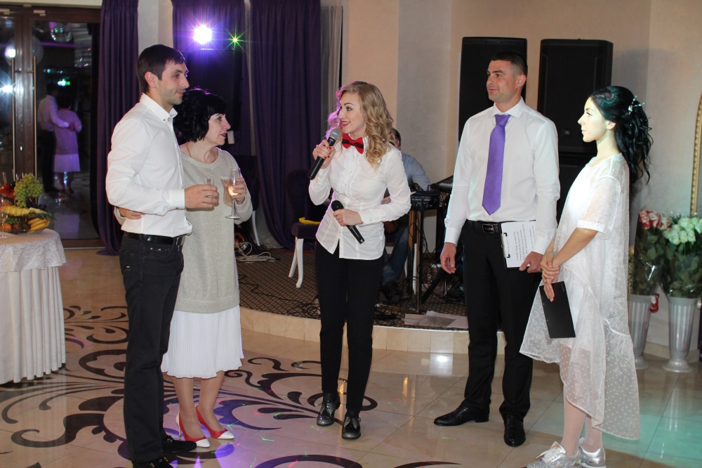 Ведущий и Dj на свадьбу.
Организация и проведение свадеб под ключ в Сочи.
8 (918) 902-02-49
svadba-welcome.ru