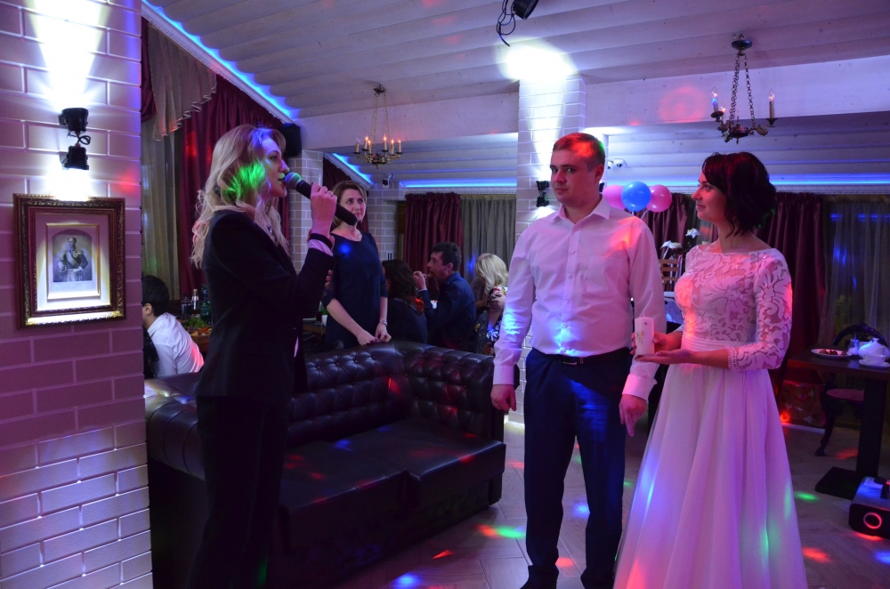 Ведущий и Dj на свадьбу.
Организация и проведение свадеб под ключ в Сочи.
8 (918) 902-02-49
svadba-welcome.ru