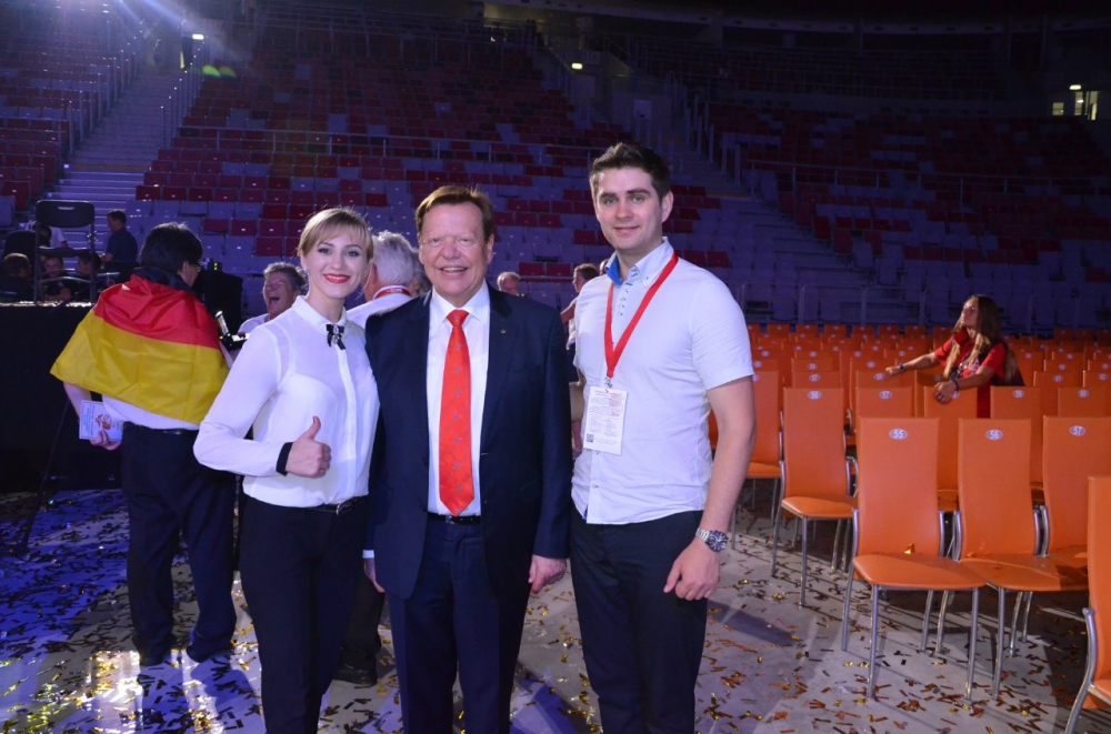 Ведущий и Dj на свадьбу.
Организация и проведение свадеб под ключ в Сочи.
8 (918) 902-02-49
svadba-welcome.ru