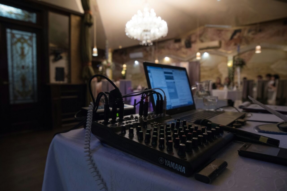 Ведущий и Dj на свадьбу.
Организация и проведение свадеб под ключ в Сочи.
8 (918) 902-02-49
svadba-welcome.ru