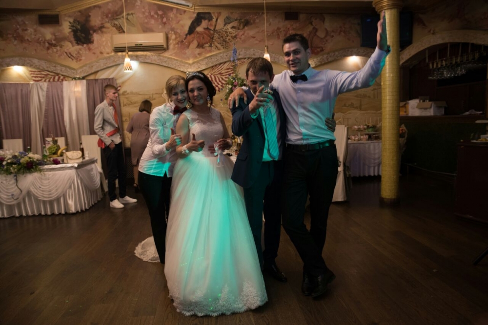 Ведущий и Dj на свадьбу.
Организация и проведение свадеб под ключ в Сочи.
8 (918) 902-02-49
svadba-welcome.ru