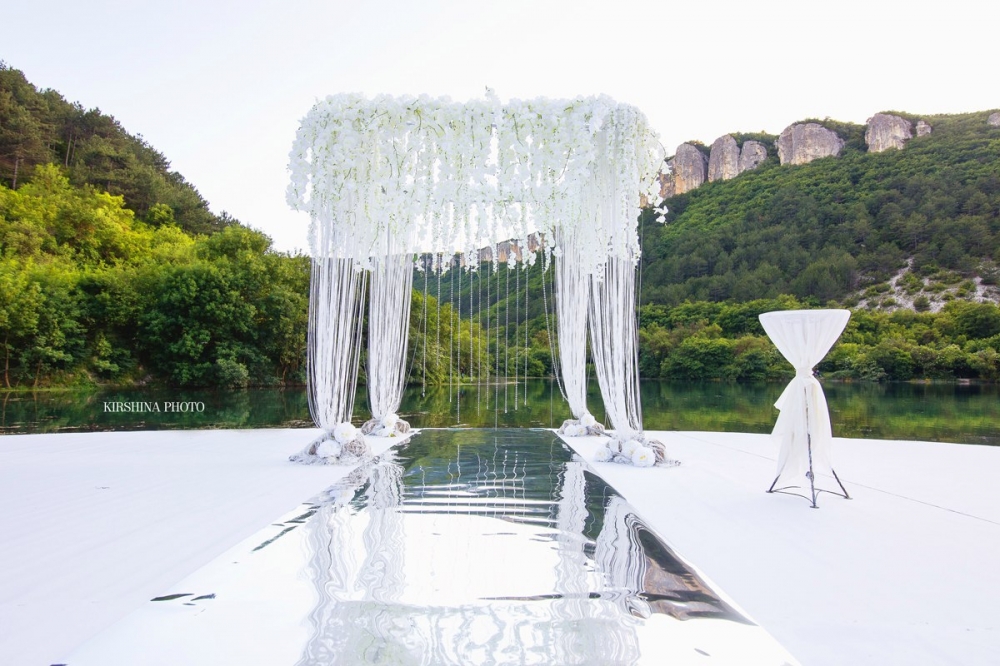 Агентство Ваша свадьба
http://ceremonia-sevas.ru/