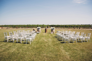 Свадебная церемония на винодельне