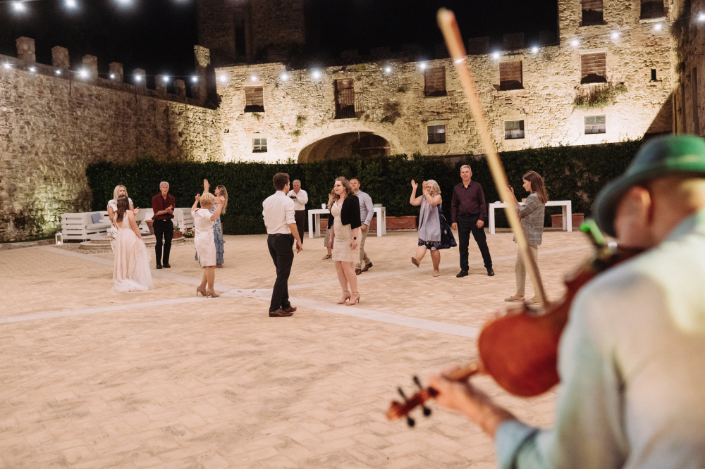 Свадьба в  замке 