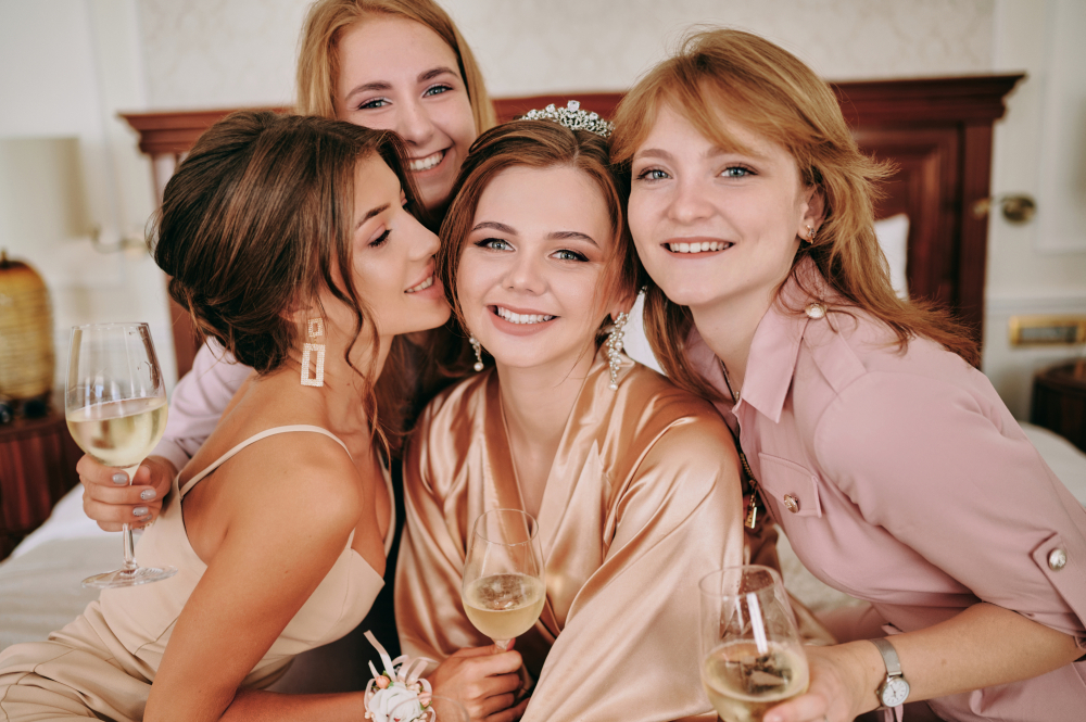 Организация стильных свадеб "под ключ" в Санкт-Петербурге и мире.
Подробности и цены
Инстаграм: @ksenia@riley
8 911 166 54 44