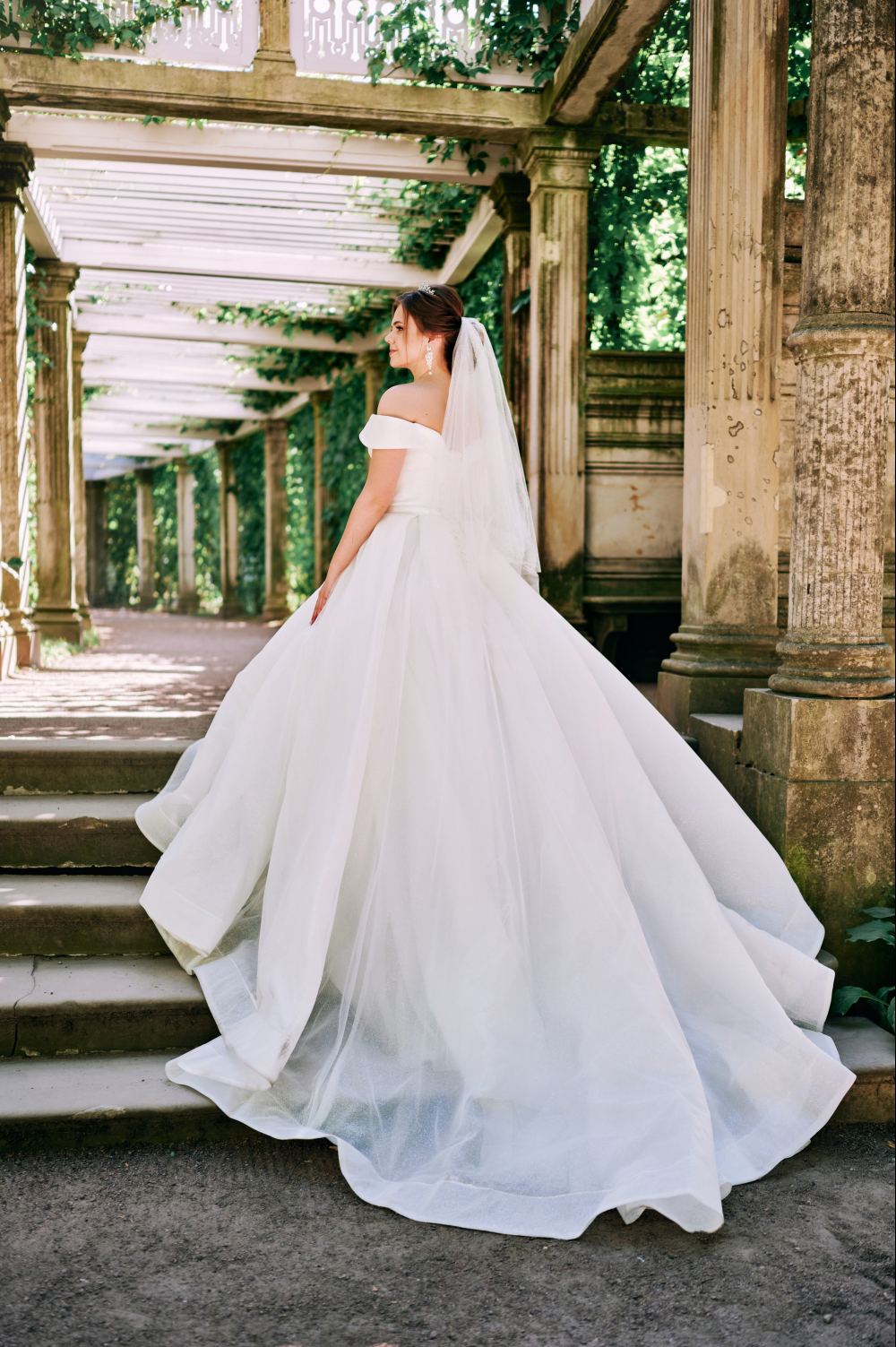 Организация стильных свадеб "под ключ" в Санкт-Петербурге и мире.
Подробности и цены
Инстаграм: @ksenia@riley
8 911 166 54 44