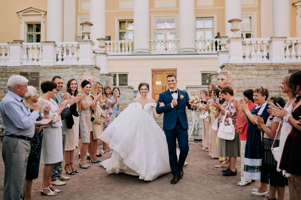 Организация стильных свадеб "под ключ" в Санкт-Петербурге и мире.
Подробности и цены
Инстаграм: @ksenia@riley
8 911 166 54 44