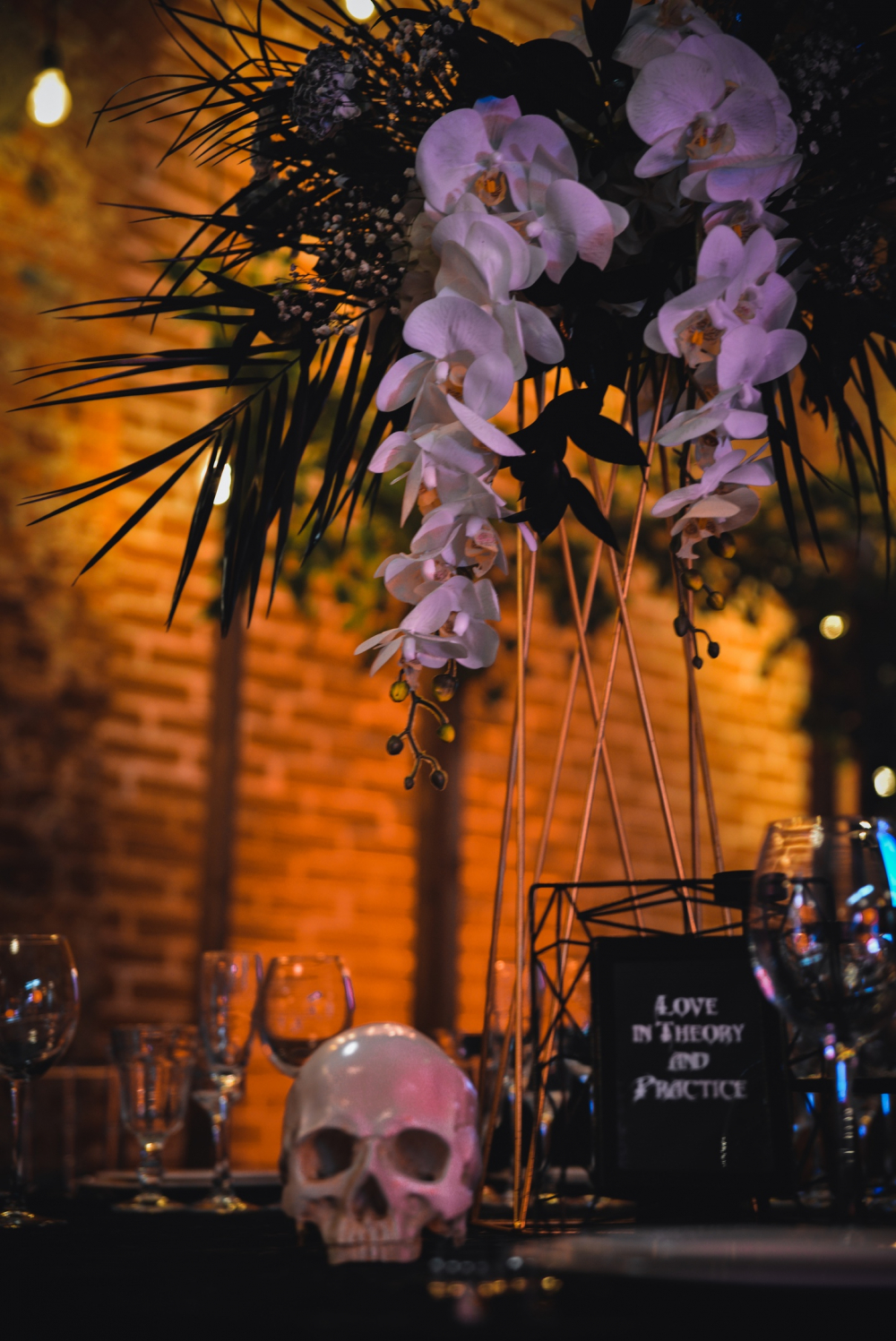 Организация стильных свадеб "под ключ" в Санкт-Петербурге и мире. Подробности и цены  8 911 166 54 44 