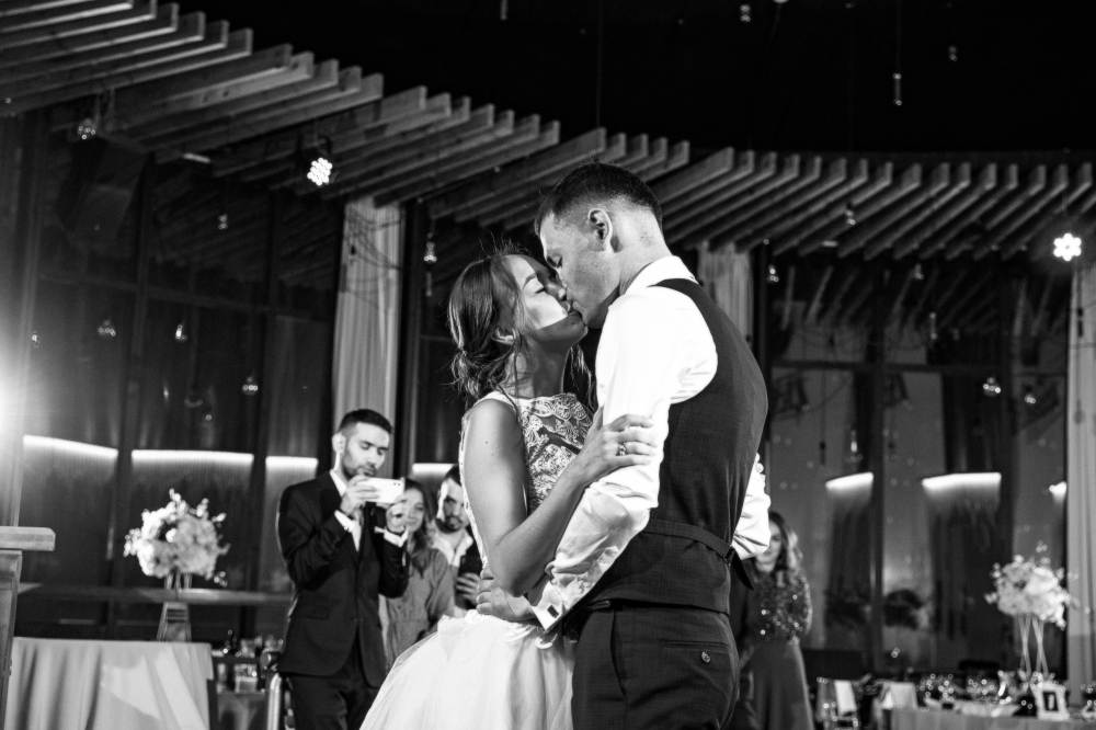 Организация стильных свадеб "под ключ" в Санкт-Петербурге и мире.
Подробности и цены
Инстаграм: @ksenia@riley
8 911 166 54 44