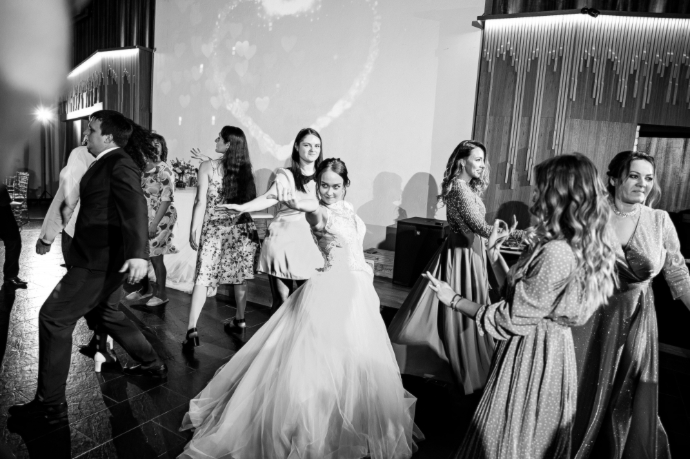 Организация стильных свадеб "под ключ" в Санкт-Петербурге и мире.
Подробности и цены
Инстаграм: @ksenia@riley
8 911 166 54 44