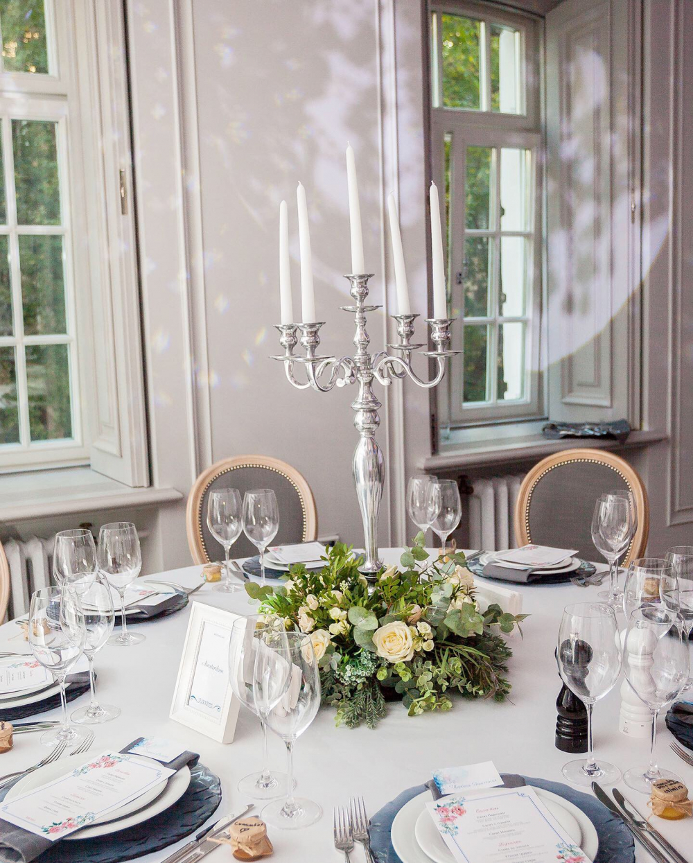 Свадебное оформление Arina Mann Wedding

http://arinamannwed.ru
89261697174
Будьте пе