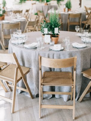 Оформление стола гостей