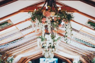 Декор потолка