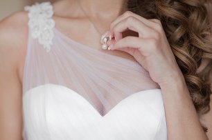 Свадебный кулон с жемчужиной