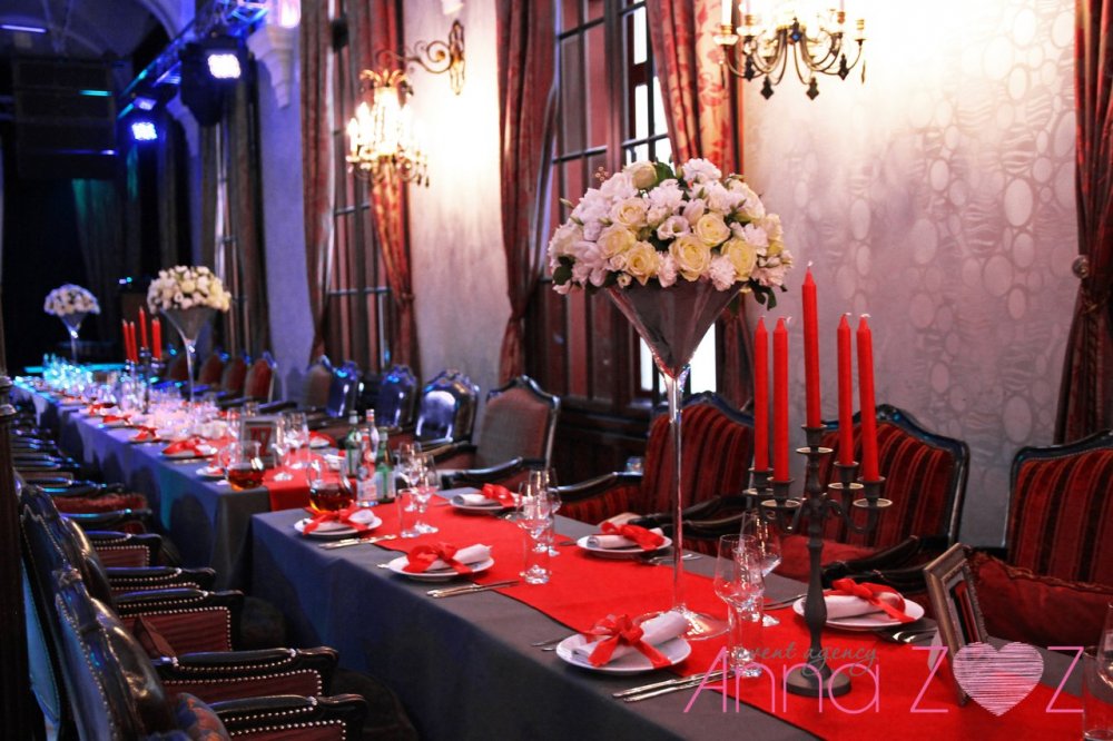 Свадьба Елены и Артема
www.annazoz.ru
www.annazozdecor.ru