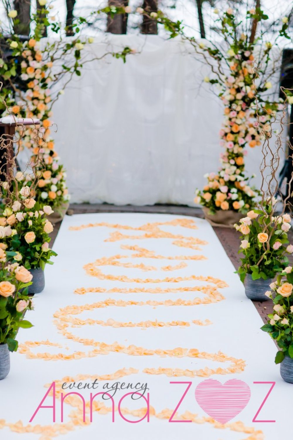 Свадьба Екатерины и Дениса!
www.annazoz.ru
www.annazozdecor.ru