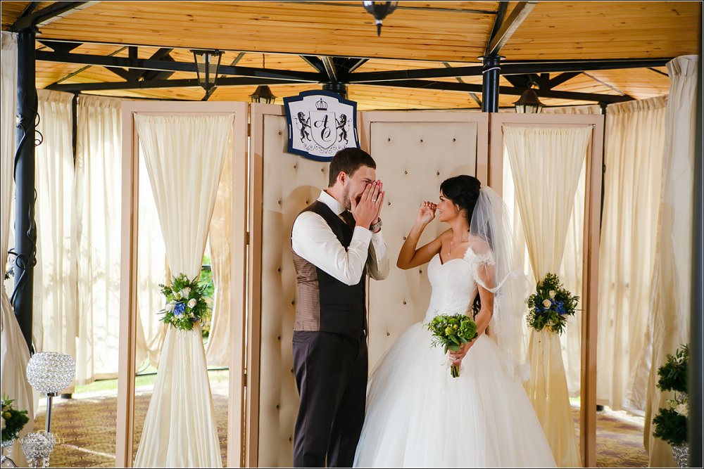 Тогательный момент на свадьбе Светланы и Артура Донских, 9.08.14. Организацтя свадьбы агентство "Свадебный гид"