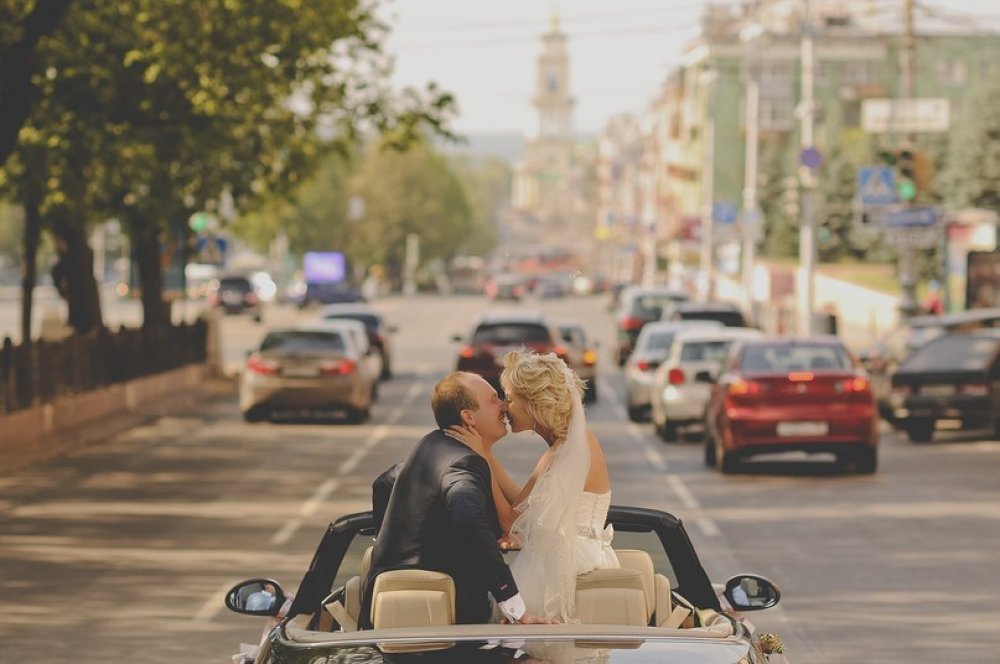 Пермь и влюбленная пара Антон и Оля. Июль 2013.
Организация свадьбы: "Свадебный гид"