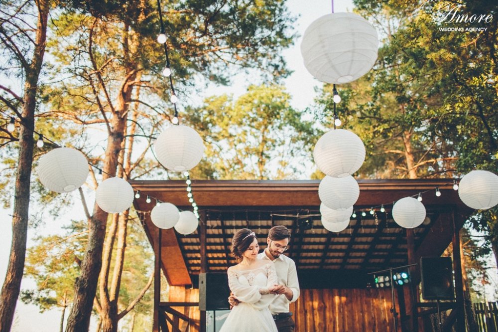 Рустикальный шик 
amore-wedding.ru