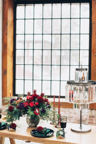 Оформление стола в студии