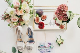 Сборы невесты. Свадебные принадлежности