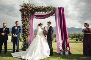 Зона церемонии для Никиты и Вики