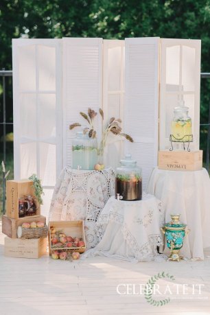 Welcome зона и фотозона для гостей