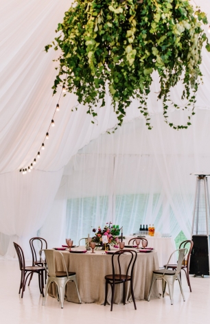 Свадебный ужин в шатре