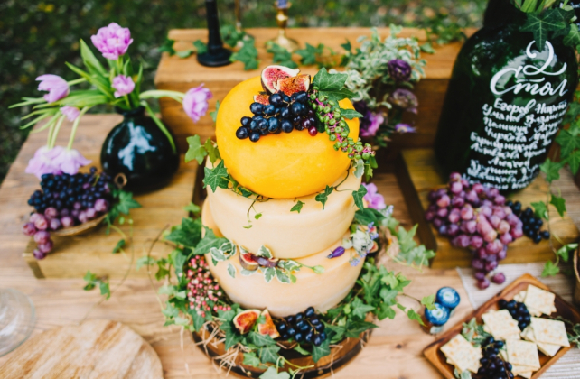 сырный торт, организатор BONWEDDINGS