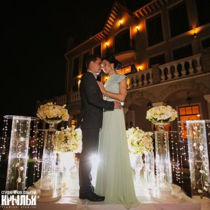 Выездная церемония ночью