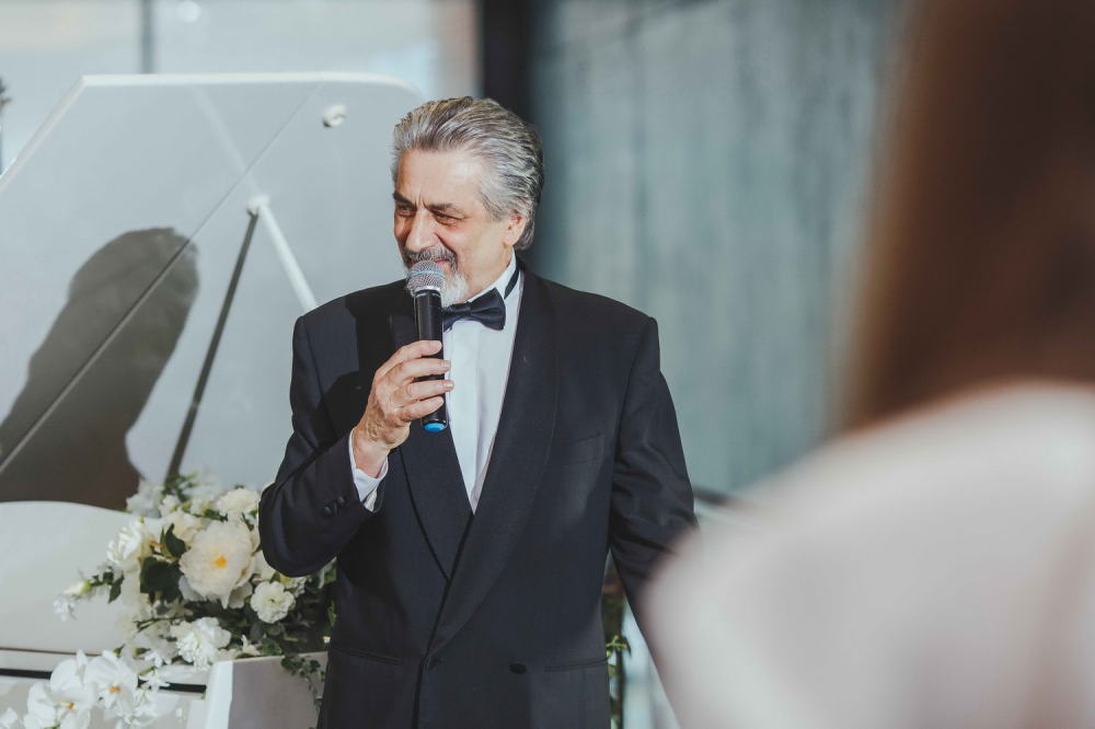 Ведущий на свадьбу в Екатеринбурге