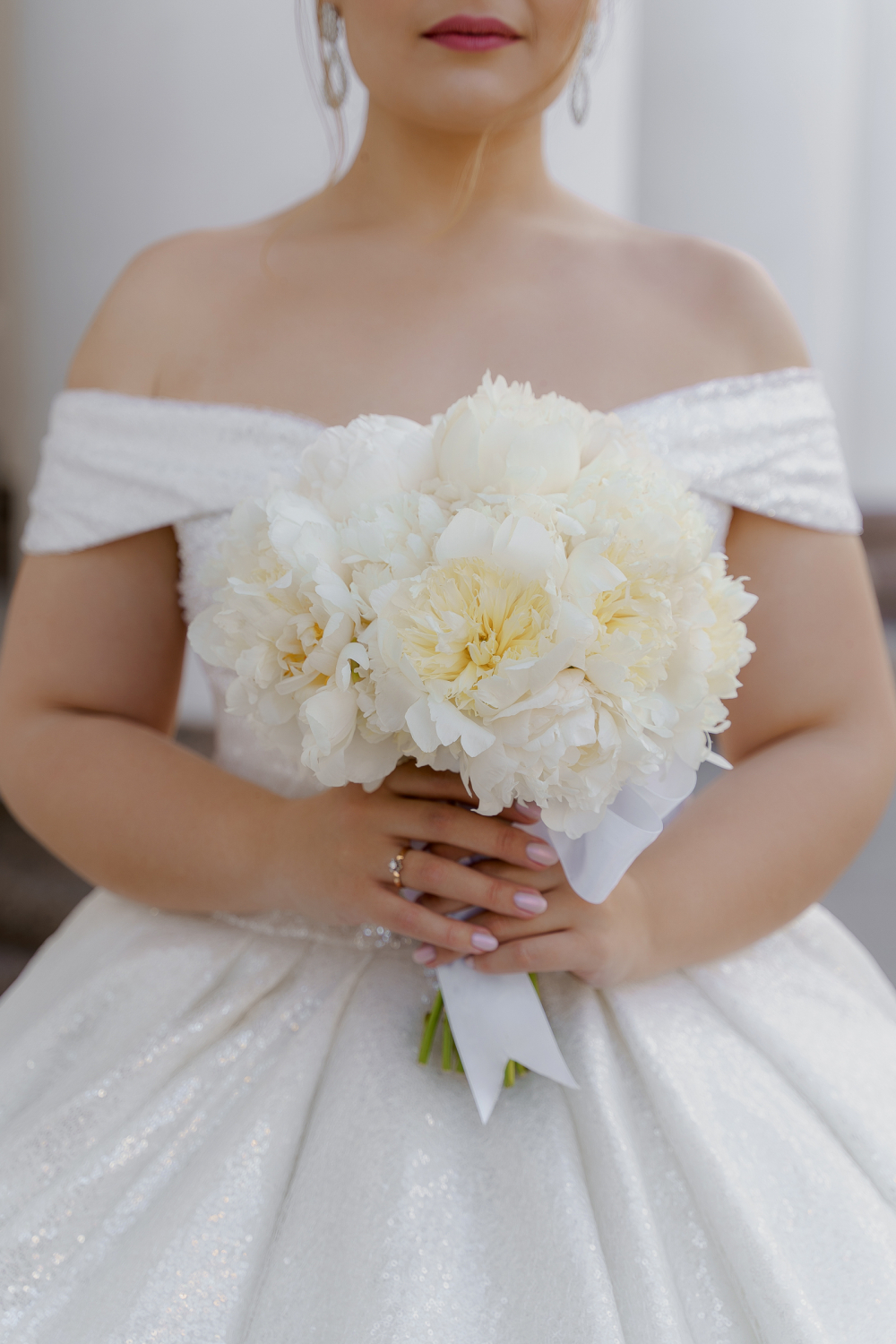 Букет невесты из пионов