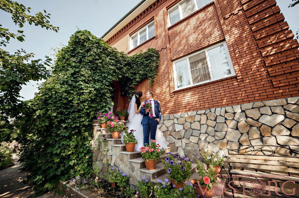 Свадьба "Виноградный букет"  За организацией свадьбы к нам действительно обратилась очень большая и дружная семья во главе с молодоженами Таней и Димой. Эта семья вдохновила нас на создание очень теплой, домашней и уютной атмосферы.