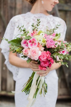 Пышный букет цветов